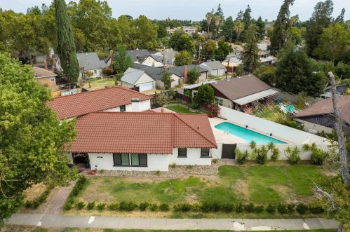 1267 Canal Dr, Turlock CA  95380-4159 exterior