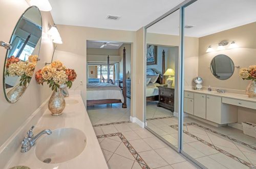 1715 Dominic Ave, Fort Pierce FL 34952-5816 exterior