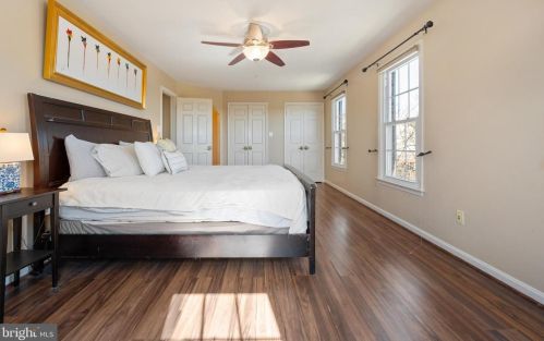 7312 Mallory Cir, Alexandria VA 22315-4704 exterior