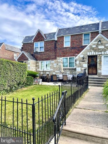 252 Cheltenham Ave, Philadelphia PA  19120-1012 exterior