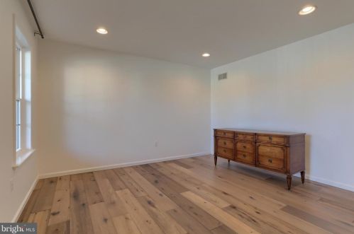 850 Zermatt Dr, Hummelstown PA  17036-9706 exterior