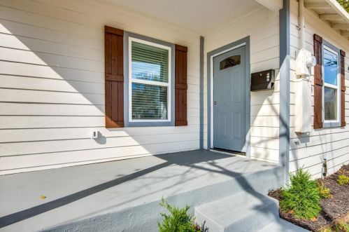 4615 Frank St, Dallas TX  75210-1242 exterior