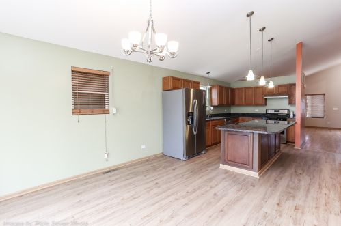 1116 Vermont, Chicago IL 60827-6521 exterior