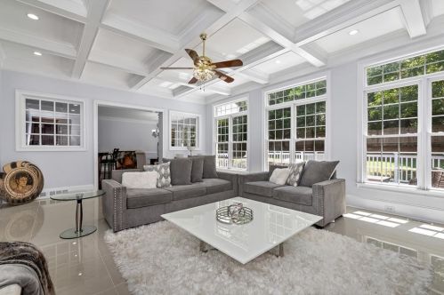 2132 Innsfail Dr, Lithonia GA  30078-2059 exterior