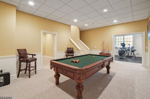 40 Linden Ln, Chatham Township NJ 07928-1654 exterior