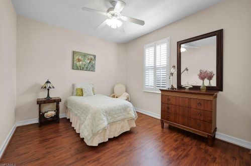 1814 Tarpon Bay Dr, Naples FL 34119-8714 exterior