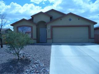 8318 Bainbridge Rd, Tucson AZ  85747-5747 exterior