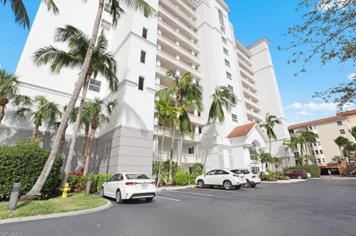 410 Flagship Dr, Naples, FL 34108-2332