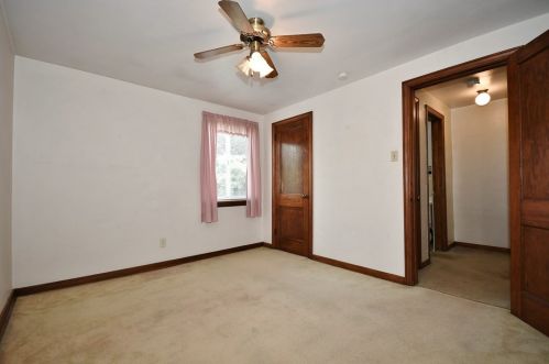 3147 Glendale Ave, Pittsburgh PA 15227-2829 exterior