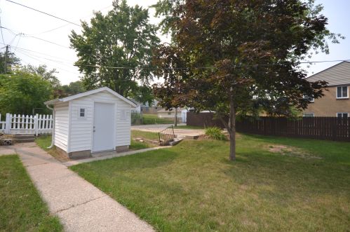 3755 60, Milwaukee WI 53218-2426 exterior