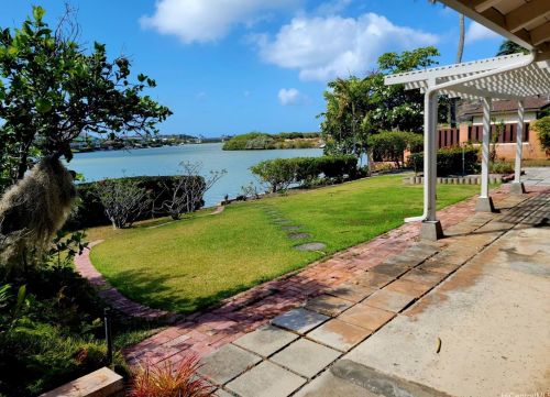 6985 Niumalu Loop, Honolulu, HI 96825-1637
