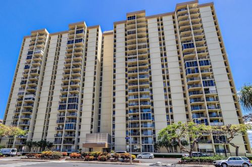 3161 Ala Ilima St, Honolulu HI 96818-3055 exterior