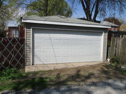 9437 Sacramento, Chicago IL 60805-2635 exterior