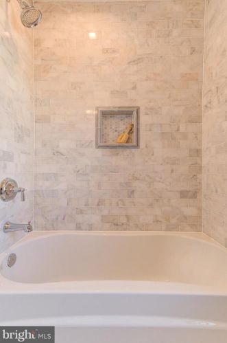 3025 Dent Pl, Washington DC 20007-2916 exterior