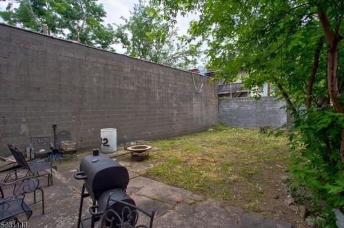 32 Butler St, Paterson NJ 07524-1926 exterior