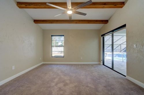 5012 Barrowe Dr, Tampa FL 33624-2593 exterior