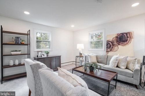 8705 Old Mount Vernon Rd, Alexandria VA  22309-2013 exterior