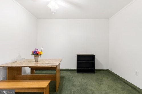 1 Ferris Ct, New Castle DE  19720-5169 exterior