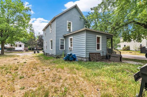 1001 Hazard Ave, Kalamazoo MI 49048-1947 exterior