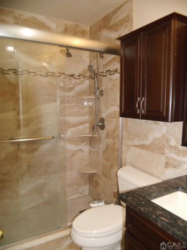 3002 Madaline Dr, Avenel NJ 07001-1362 exterior