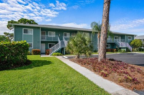 132 Cypress Way, Naples, FL 34110-1204