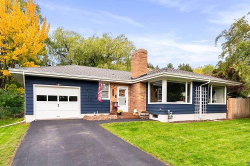 927 40th Ave, Duluth MN 55807-1661 exterior