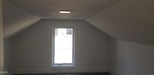 203 Elizabeth St, Sylvan Beach MI 49461-1116 exterior