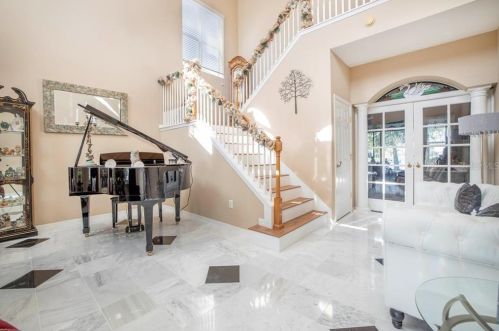 18020 Java Isle Dr, Tampa, FL 33647-2708