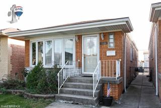 5817 59th St, Chicago, IL 60638-3601