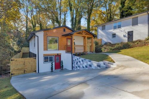 191 Arcadia Cir, Atlanta GA  30314-2305 exterior