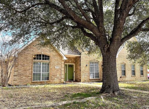 2230 Park Ave, Denison, TX 75020-7174
