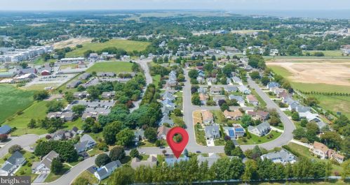 48 Bay Breeze Dr, Lewes DE 19958-2110 exterior