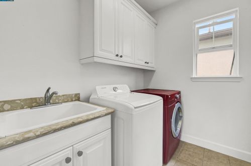 2902 Kobio Dr, Concord, CA 94519-2686