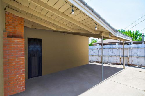 545 Quincy Rd, Turlock CA  95380-4329 exterior