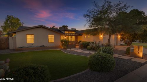 4513 Earll Dr, Phoenix, AZ 85031-3709