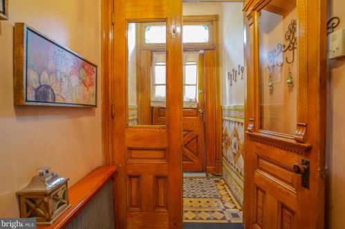 1128 Marlborough St, Philadelphia PA 19125-4113 exterior