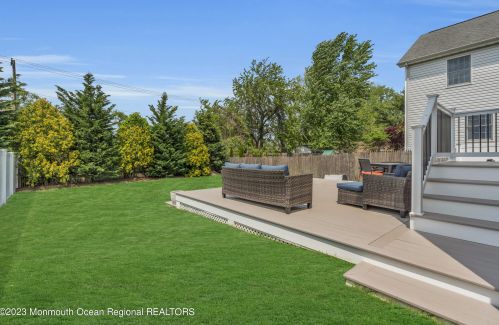 35 Laurel St, West Long Branch NJ  07764-1418 exterior