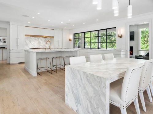 2312 Montview Dr, Atlanta GA 30305-4071 exterior