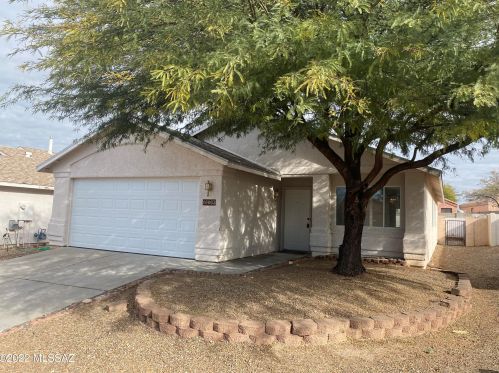 10063 Paseo San Ardo, Tucson AZ  85747-5253 exterior