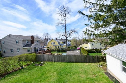 138 Beacon St, Boston MA exterior