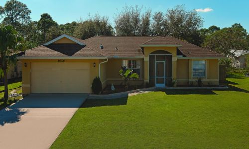 1026 Charcoal Ave, Fort Pierce, FL 34953-3491