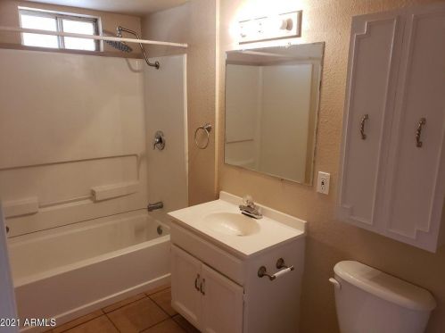 2302 Bloomfield Rd, Phoenix AZ  85029-2705 exterior