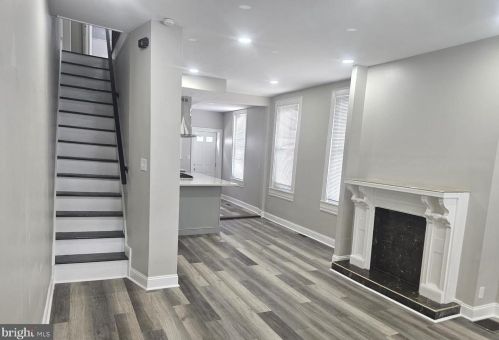 930 30th St, Philadelphia PA  19130-1136 exterior