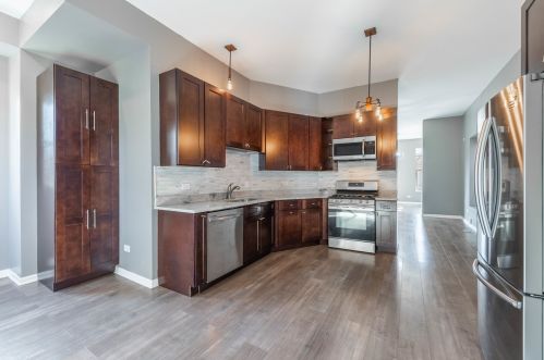 1915 Homan Ave, Chicago IL  60623-2635 exterior