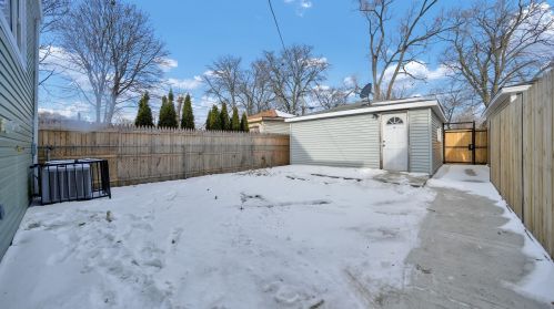 2052 68 Pl, Chicago IL 60629-4126 exterior