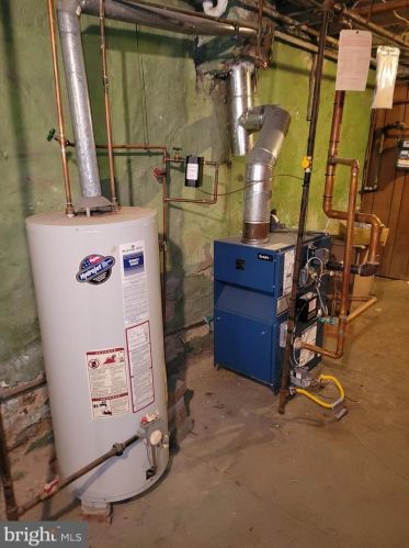 3832 18 St, Philadelphia PA 19140-3508 exterior