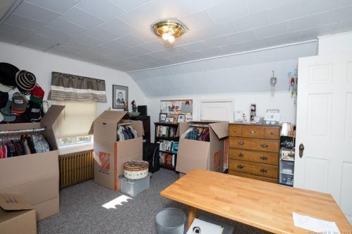 96 Wallace Row, Wallingford CT 06492-3137 exterior