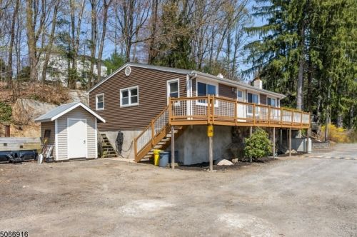 54 Nosenzo Pond Rd, West Milford Lakes, NJ 07480-2801