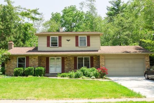 5888 Bayonne Ave, Haslett MI  48840-9501 exterior