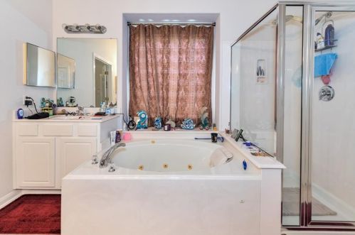 18022 Cabin Grn Ct, Humble TX 77346-3406 exterior